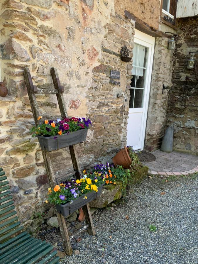 Le Moulin De La Castellerie Bed & Breakfast Moon-sur-Elle Ngoại thất bức ảnh