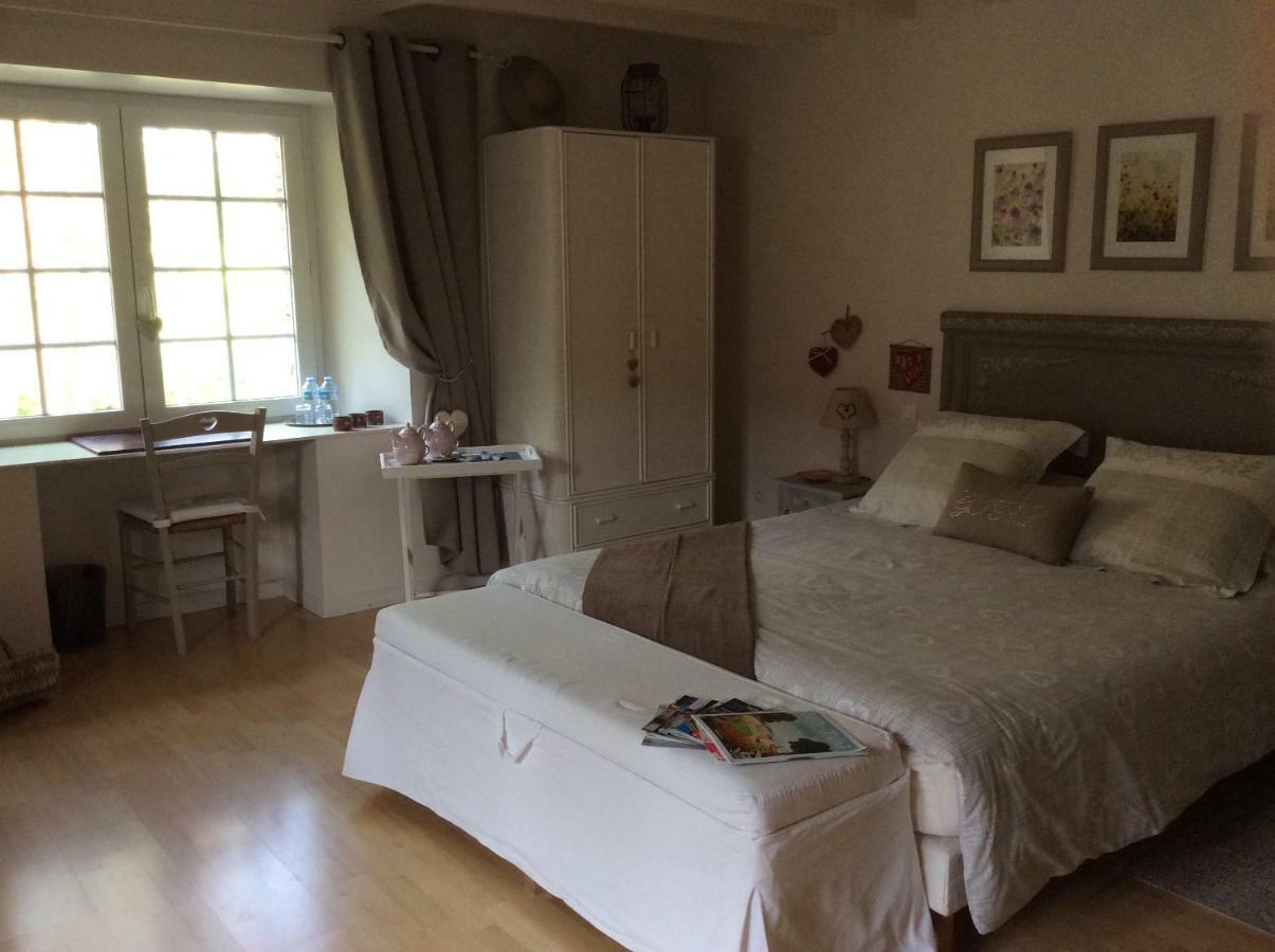 Le Moulin De La Castellerie Bed & Breakfast Moon-sur-Elle Ngoại thất bức ảnh