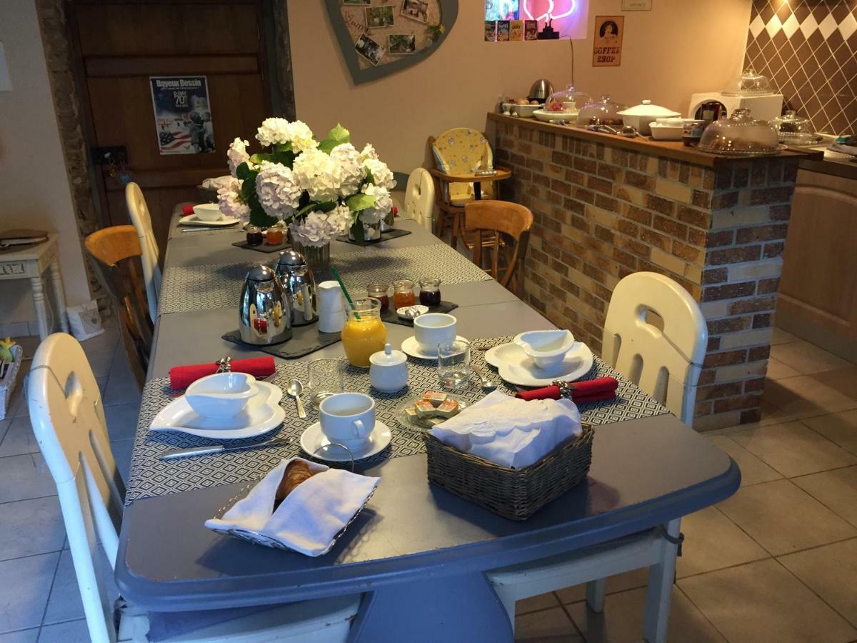 Le Moulin De La Castellerie Bed & Breakfast Moon-sur-Elle Ngoại thất bức ảnh