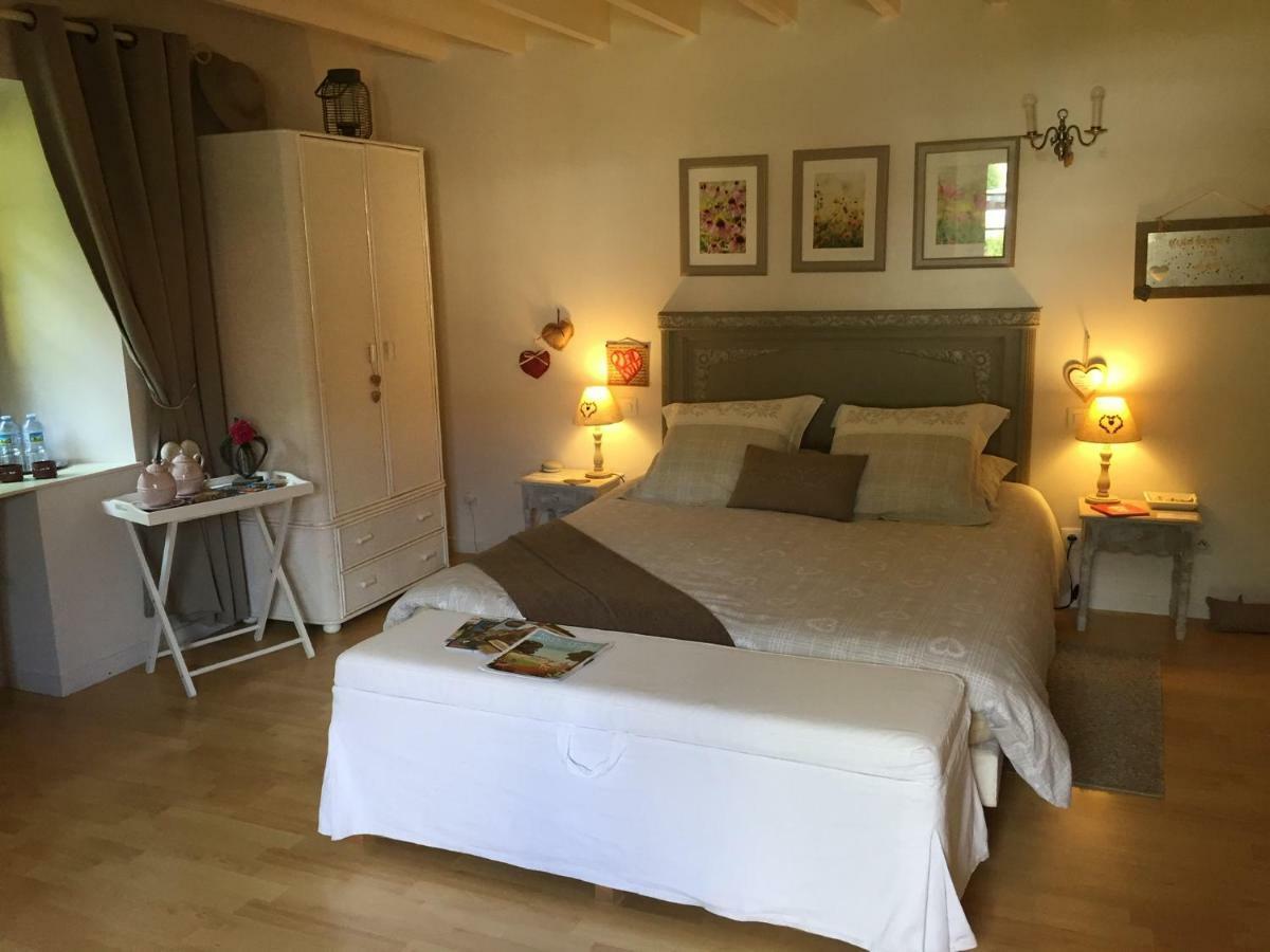 Le Moulin De La Castellerie Bed & Breakfast Moon-sur-Elle Ngoại thất bức ảnh